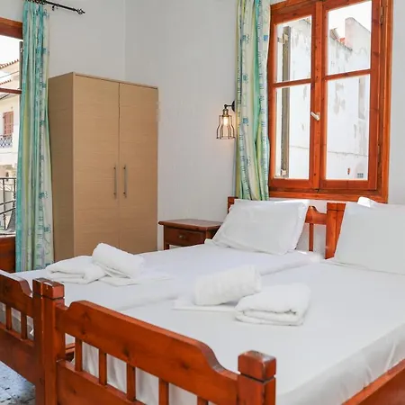Fotini Guest house *