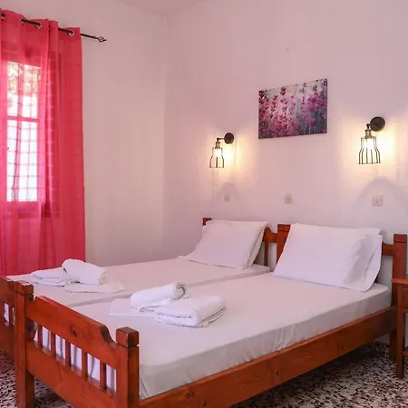 Fotini Guest house *